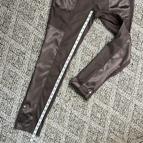 WHITE HOUSE BLACK MARKET Satin Panel Taupe Utility Straight Crop Pants Sz 4L - Picture 15 of 16